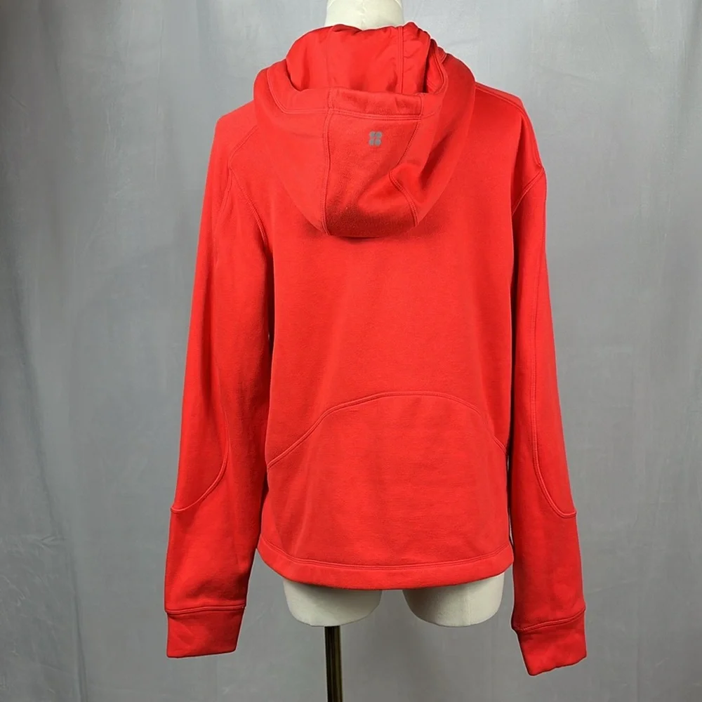 Sweaty Betty Sprinter‎ Run Hoodie in Pentas Red.